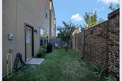 12265 Oxford Crescent Circle, Houston, TX 77082 - Photo 21