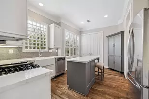 2910 Brompton Square Dr, Houston, TX 77025 - Photo 5