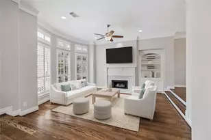 2910 Brompton Square Dr, Houston, TX 77025 - Photo 7