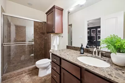 2619 Shady Woods Lane, Houston, TX 77008 - Photo 7