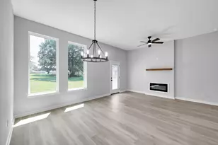14833 Spica Ct, Willis, TX 77318 - Photo 17