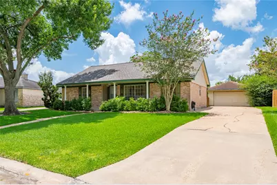 1115 Newport Boulevard, League City, TX 77573 - Photo 7
