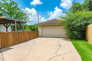 1115 Newport Blvd, League City, TX 77573 - Photo 31