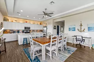 940 Driftwood Dr, Crystal Beach, TX 77650 - Photo 17