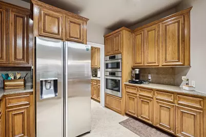 2904 Grand Shore Court, League City, TX 77573 - Photo 9