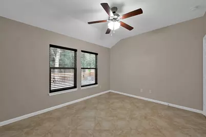 1002 Oak Glen Drive, Conroe, TX 77378 - Photo 29