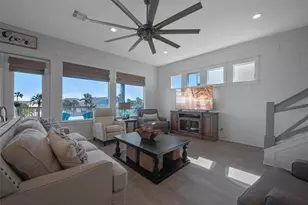 1534 Windsong Way, Tiki Island, TX 77554 - Photo 13