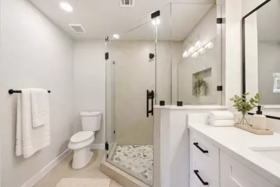12006 Ashcroft Drive, Houston, TX 77035 - Photo 23