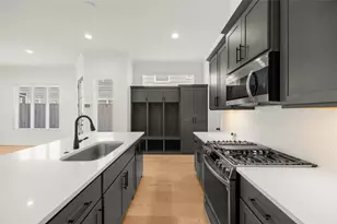 946 Judiway St, Houston, TX 77018 - Photo 11