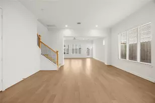 946 Judiway St, Houston, TX 77018 - Photo 5