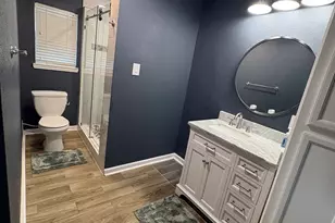 211 Staples Dr, Baytown, TX 77523 - Photo 23