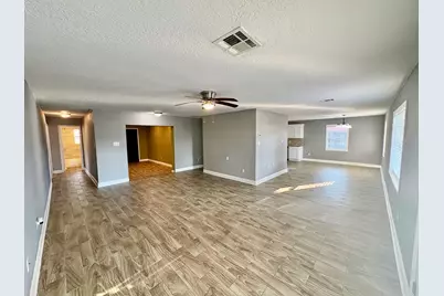 211 Staples Drive, Baytown, TX 77523 - Photo 9