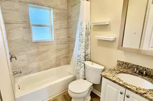 211 Staples Dr, Baytown, TX 77523 - Photo 29