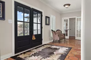 18607 Point Lookout Dr, Nassau Bay, TX 77058 - Photo 9
