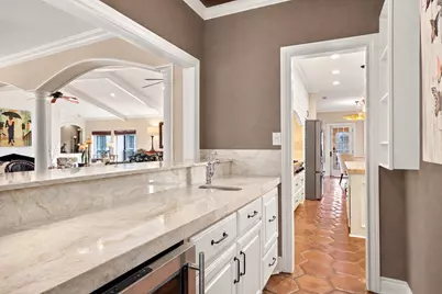 18607 Point Lookout Drive, Nassau Bay, TX 77058 - Photo 19