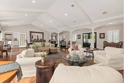 18607 Point Lookout Drive, Nassau Bay, TX 77058 - Photo 11