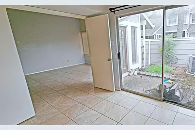 12212 Coppertree Lane #122, Houston, TX 77035 - Photo 9