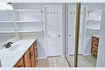 12212 Coppertree Lane #122, Houston, TX 77035 - Photo 11