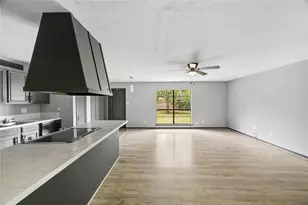 4819 Court Rd, Houston, TX 77053 - Photo 5