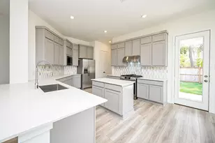 8278 Boundary Waters Dr, Porter Heights, TX 77365 - Photo 9