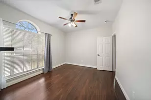 2438 Ripplewood Dr, Conroe, TX 77384 - Photo 21