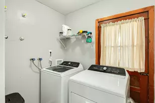 2109 N Tinsley St, Angleton, TX 77515 - Photo 21