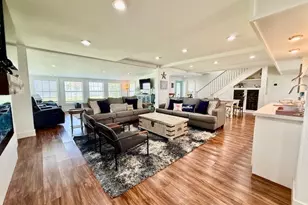 16 Trout St, Palacios, TX 77465 - Photo 13