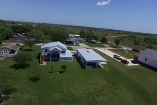 16 Trout St, Palacios, TX 77465 - Photo 27