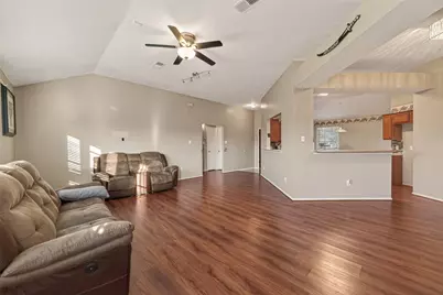 4142 Custer Creek Drive, Missouri City, TX 77459 - Photo 7