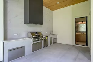 25084 Chisos Bnd, Montgomery, TX 77316 - Photo 19