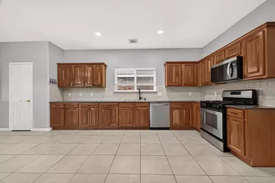 3223 Legends Creek Drive, Spring, TX 77386 - Photo 7