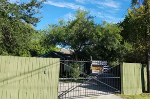 11608 Old Main Street Loop Rd, Houston, TX 77025 - Photo 3