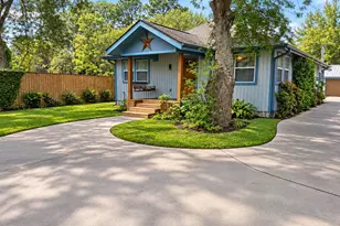 11608 Old Main Street Loop Rd, Houston, TX 77025 - Photo 1