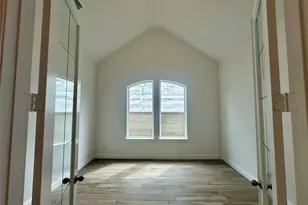 910 Hilltop View Ln, League City, TX 77546 - Photo 3