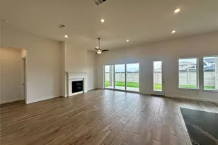 910 Hilltop View Ln, League City, TX 77546 - Photo 5