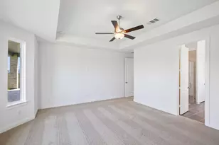 910 Hilltop View Ln, League City, TX 77546 - Photo 29