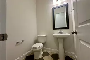 910 Hilltop View Ln, League City, TX 77546 - Photo 11