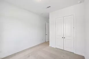 910 Hilltop View Ln, League City, TX 77546 - Photo 9