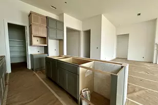 910 Hilltop View Ln, League City, TX 77546 - Photo 3