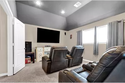 22734 Newcourt Place Street, Tomball, TX 77375 - Photo 19