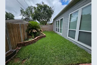 6002 Fulton Meadows Lane, Houston, TX 77092 - Photo 25