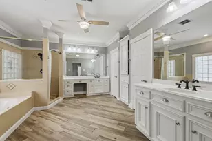 1711 Forestlake Dr, Sugar Land, TX 77479 - Photo 17