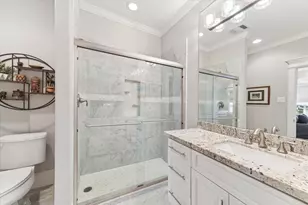 209 W 24th St, Houston, TX 77008 - Photo 25