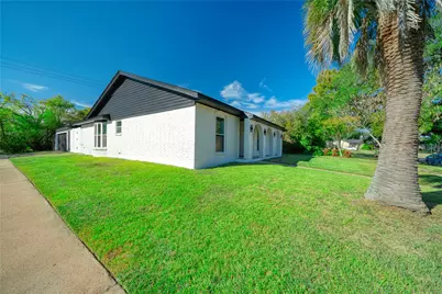 8114 Pella Drive, Houston, TX 77036 - Photo 5