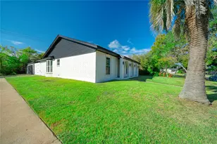 8114 Pella Dr, Houston, TX 77036 - Photo 5