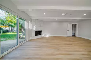 8114 Pella Dr, Houston, TX 77036 - Photo 25