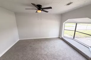 10502 Bessemer St, Houston, TX 77034 - Photo 7