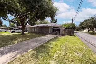 10502 Bessemer St, Houston, TX 77034 - Photo 19