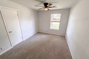 10502 Bessemer St, Houston, TX 77034 - Photo 13