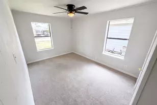 10502 Bessemer St, Houston, TX 77034 - Photo 13